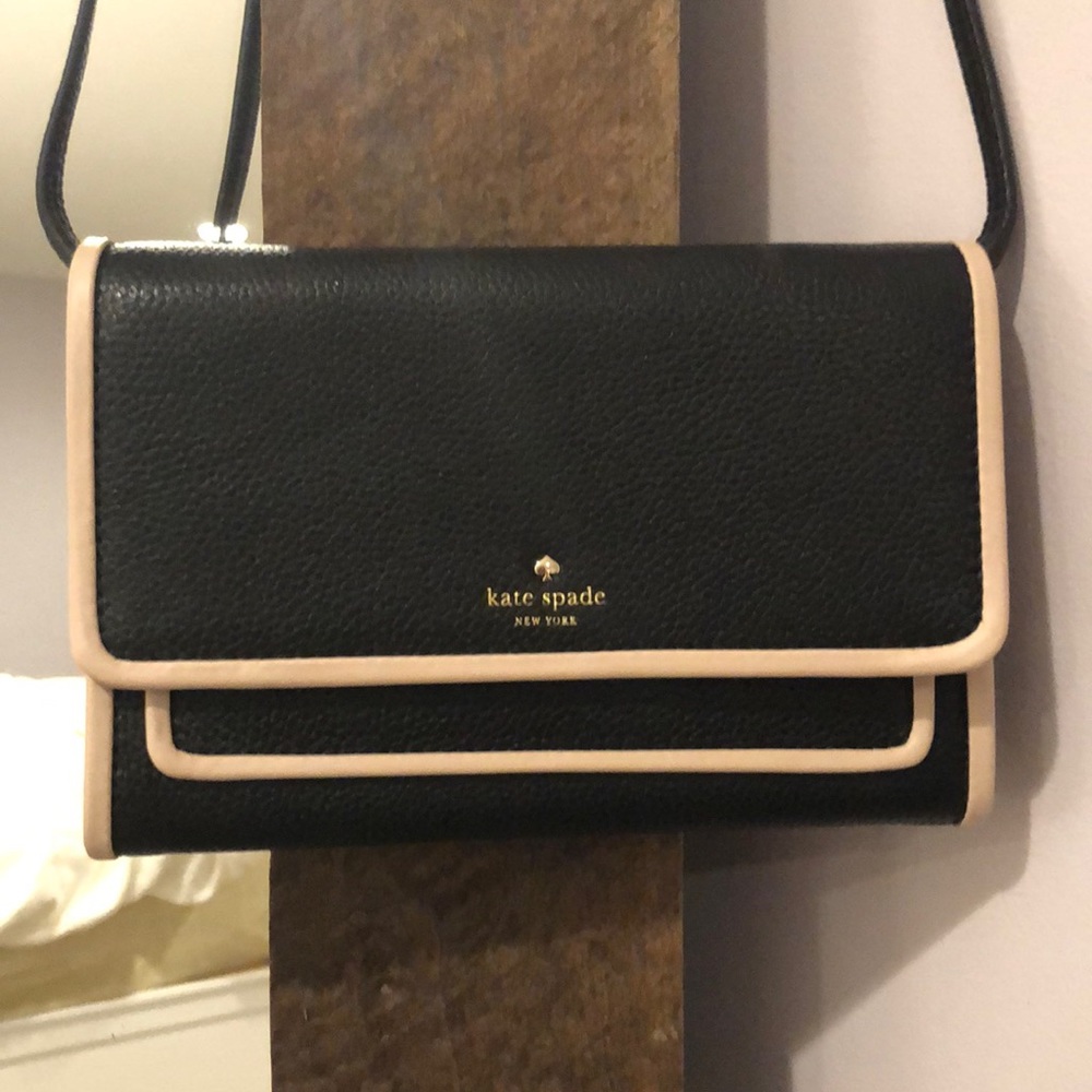 Kate Spade Ward Place Tech Smart Clutch